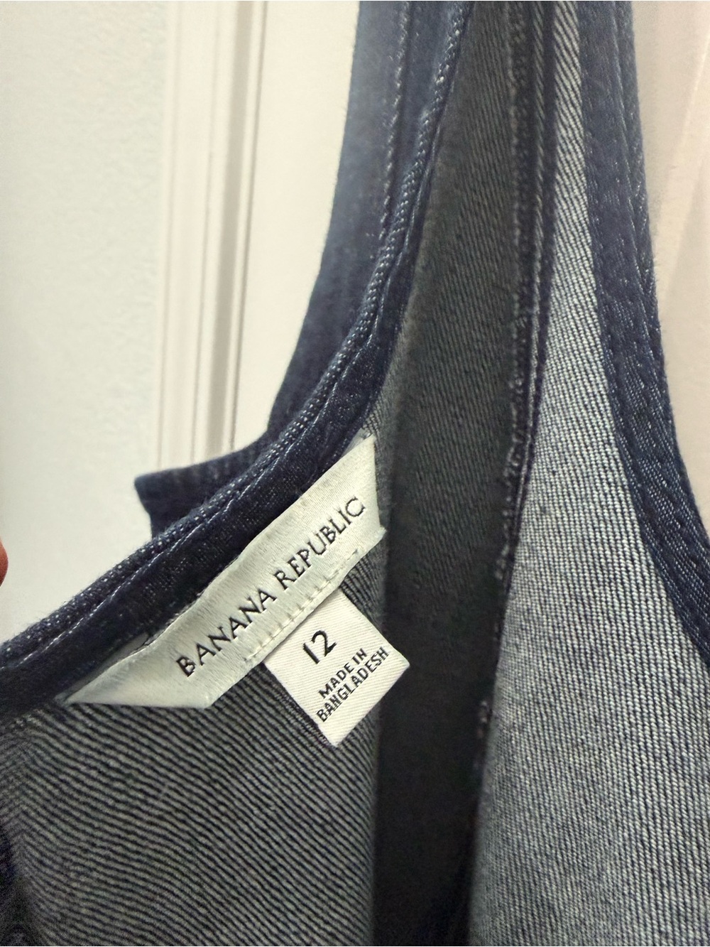 Banana Republic Midi Dress - Picture 4 of 10